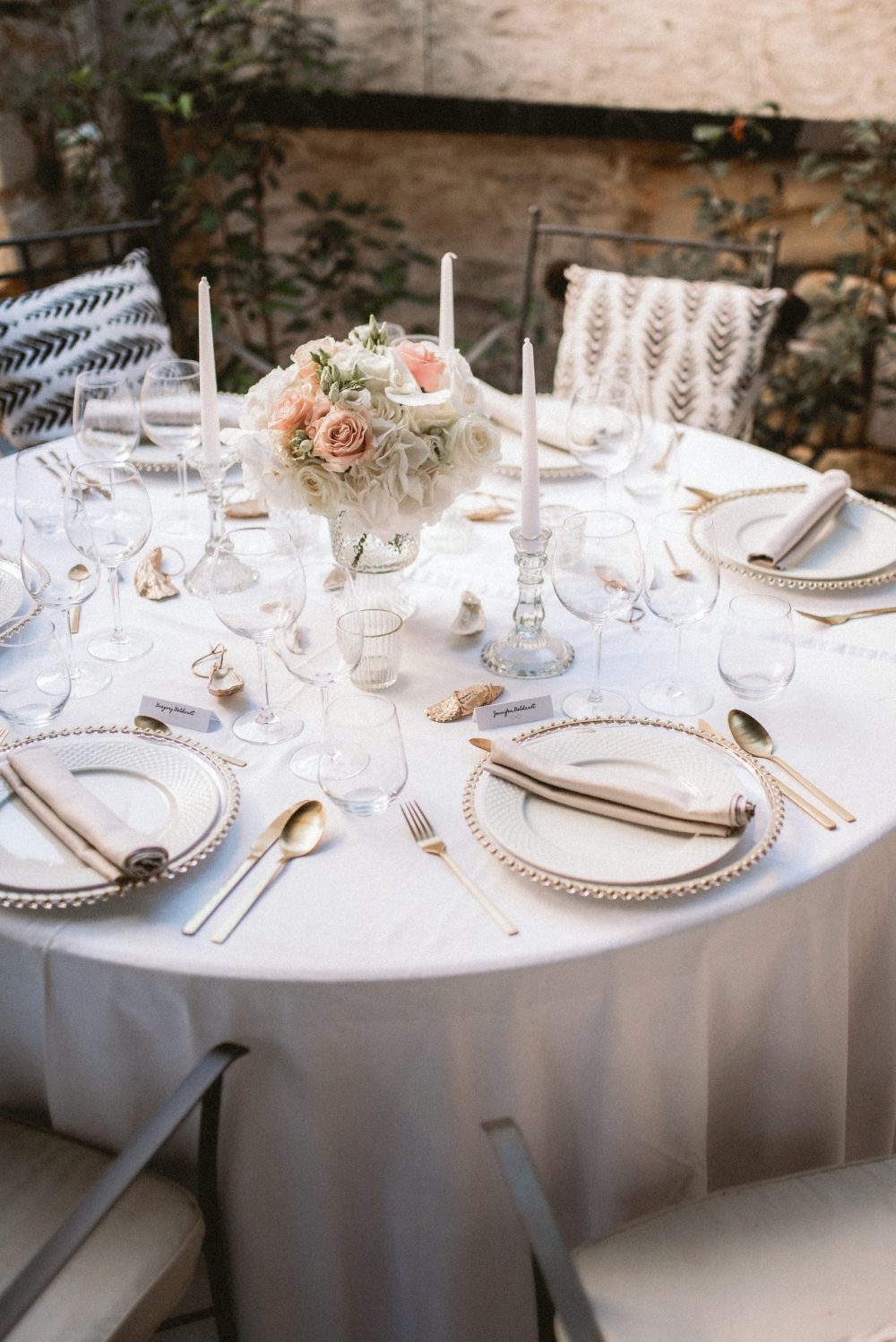 Wedding table decorations at the San Giorgio Hotel in Vis